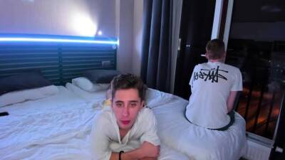 Gay twink masturbates on webcam - drtuber.com